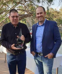 Chris Dent from Murray Valley Winegrowers presented the 2019 National Moscato Challenge winner Danny Toaldo of Dee Vine Estate